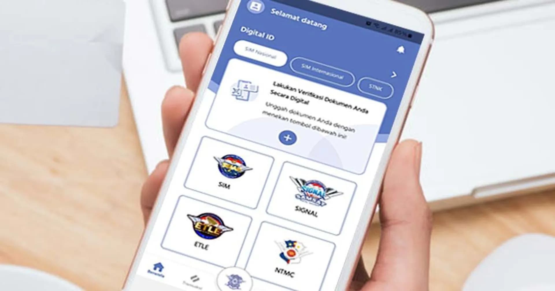 Sudah Waktunya Memperpanjang SIM dan STNK? Sekarang Bisa Online!