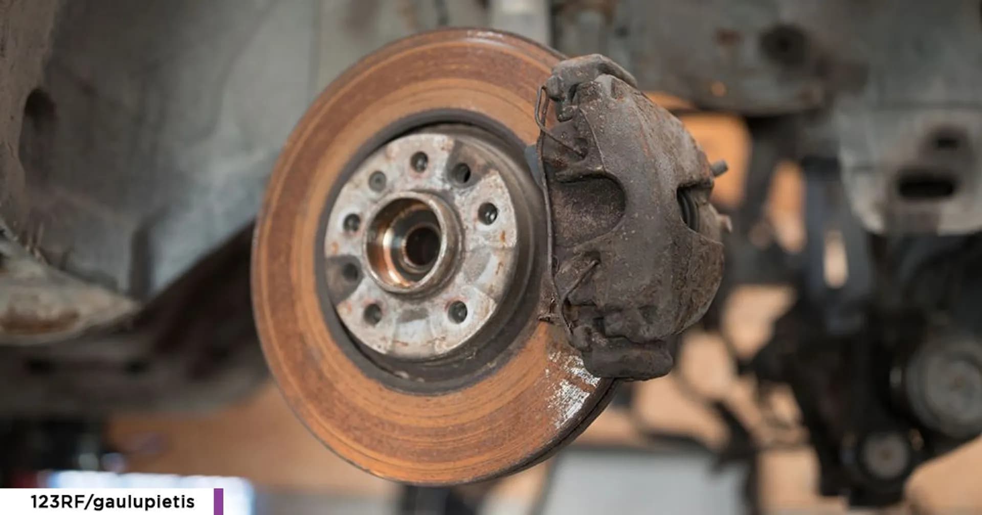 Ini Alasan Cakram Mobil Berkarat saat Lama Diparkir